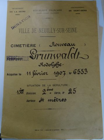 Couverture du dossier de la concession Grunwaldt à la conservation du cimetière nouveau de Neuilly-sur-Seine. 1907.